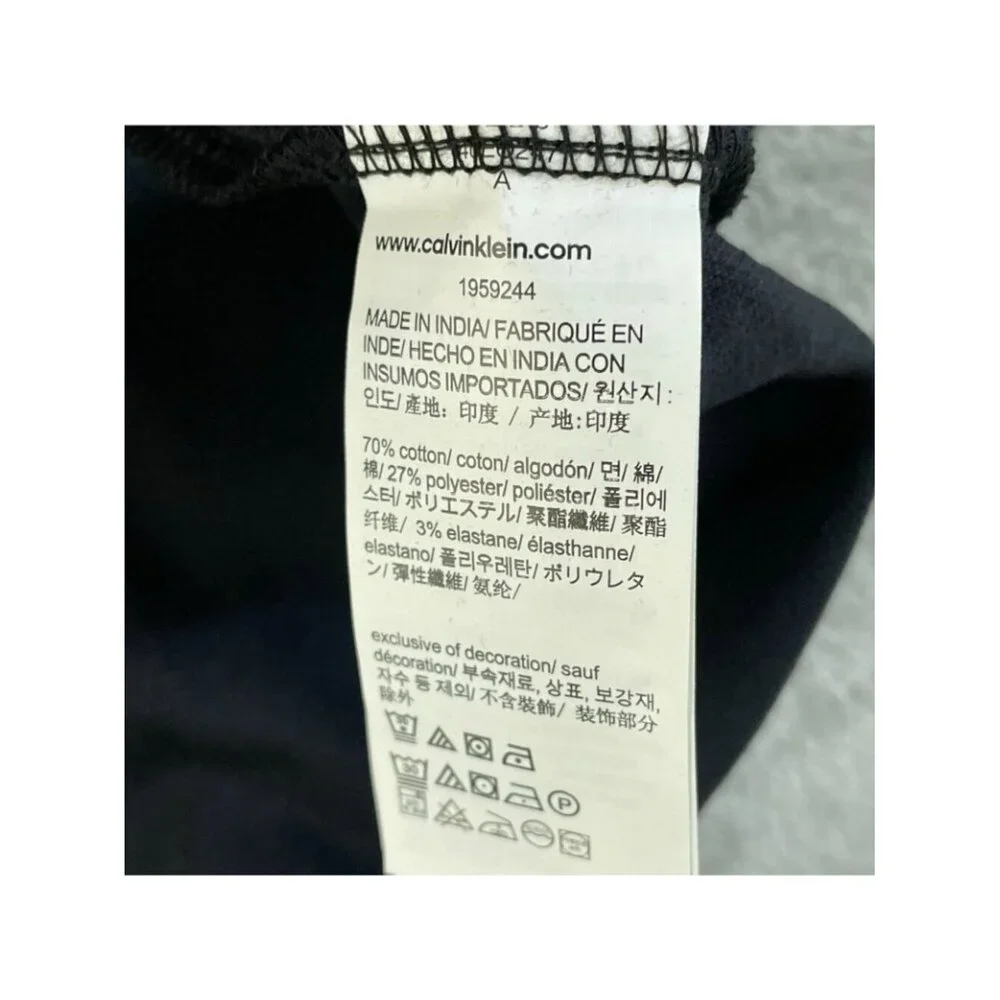 NWOT Calvin Klein Men's Black T-Shirt L Cotton Blend Crew Neck